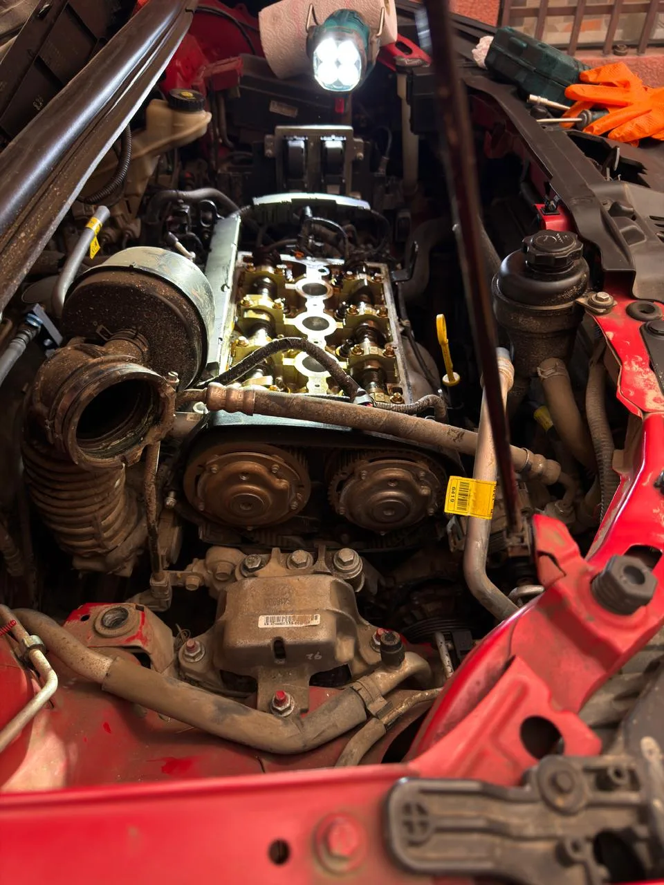 Reparación de culata de motor