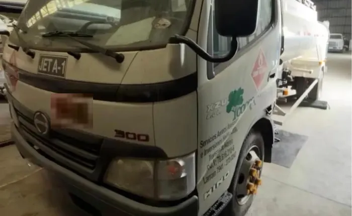 Camión Hino XZU 425L cambio kit de embrague - mecánico a domicilio en Peñalolén DRAUTOMOTRIZ