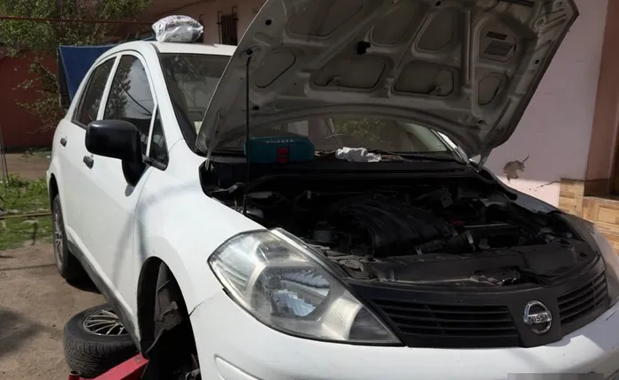 Nissan Tiida mantención por kilometraje - taller mecánico en Peñalolén DRAUTOMOTRIZ